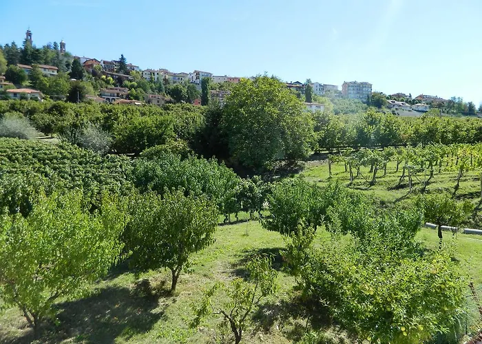 בית כפרי Cascina Beatrice *